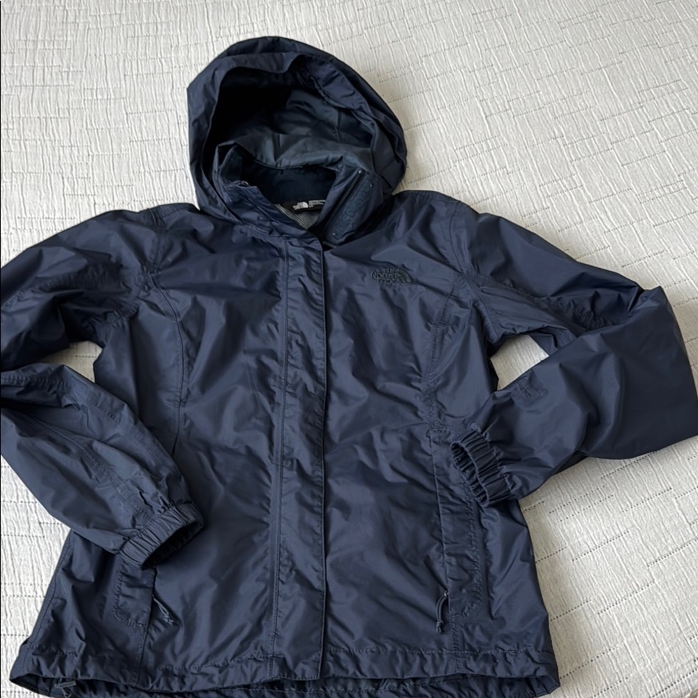 North Face Navy windbreaker/rain Jacket Women’s SM